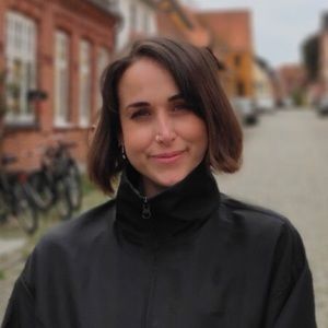 Meet your Posher, Emily